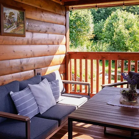 Chalet Horska 3 Skalky So Saunou A Jacuzzi Kadou Smizany