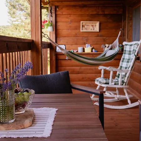 Horska 3 Skalky So Saunou A Jacuzzi Kadou Chalet Smizany