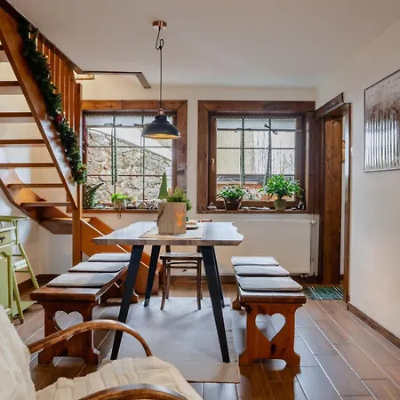 Horska 3 Skalky So Saunou A Jacuzzi Kadou Szepessümeg