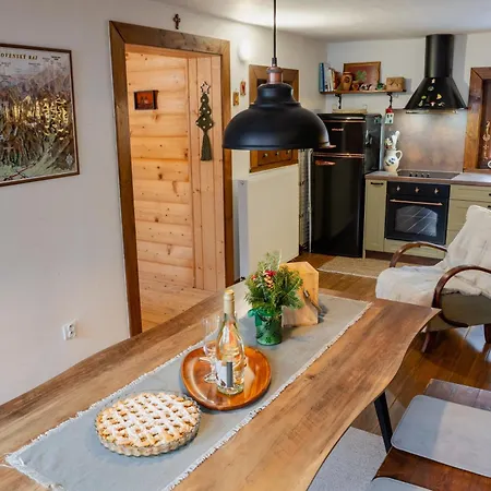 Horska 3 Skalky So Saunou A Jacuzzi Kadou Alpesi faház