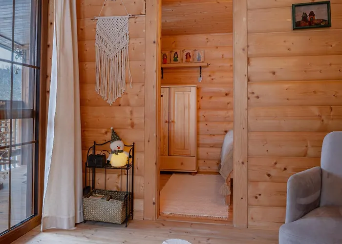 Horska 3 Skalky So Saunou A Jacuzzi Kadou Alpstuga *